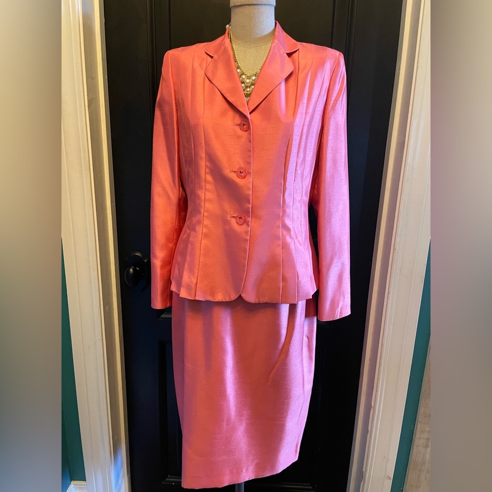 Le Suit Pink Skirt Set